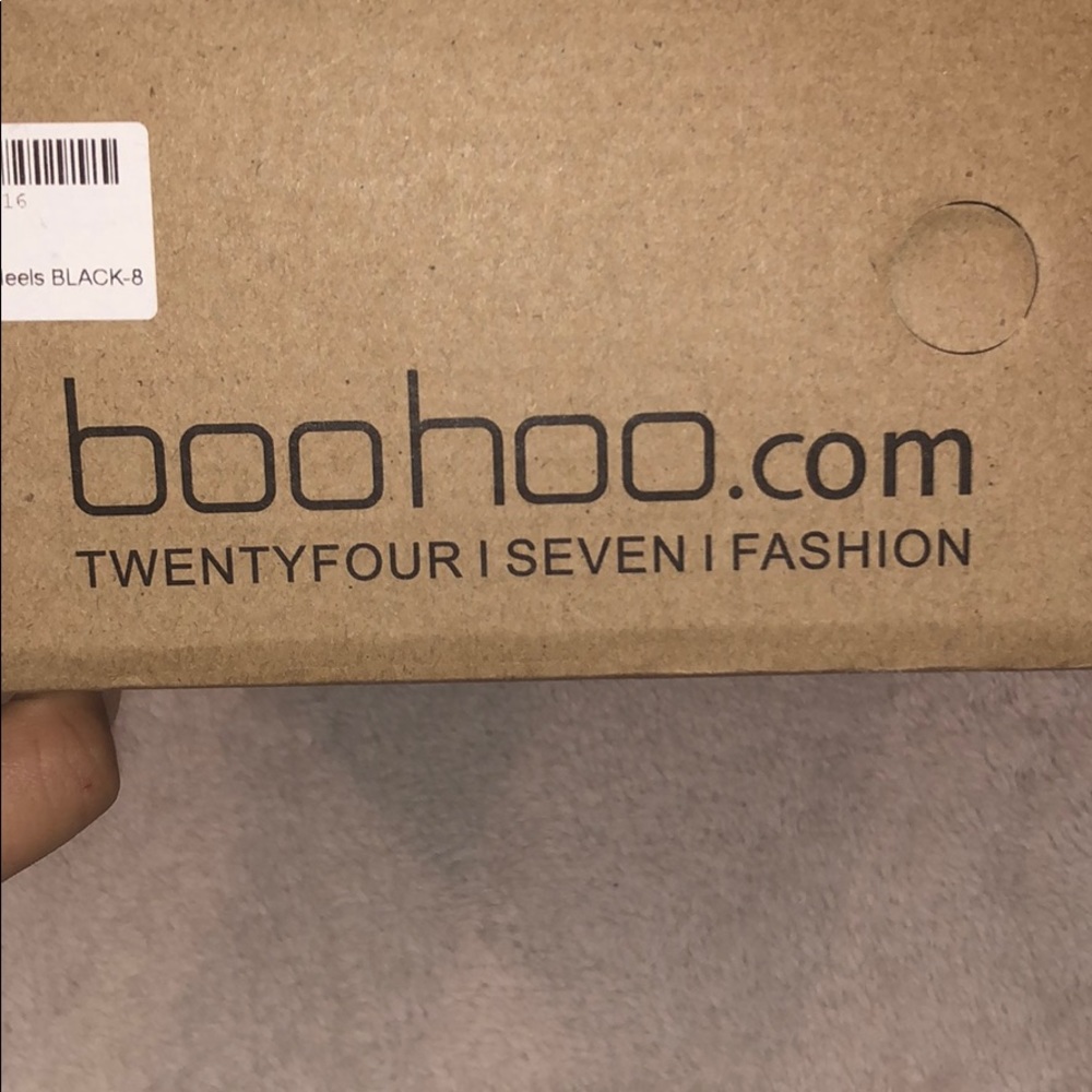 BooHoo platform black platform heel NWT AND BOX - Picture 4 of 4